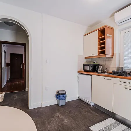 Luna 65 Apartamento *